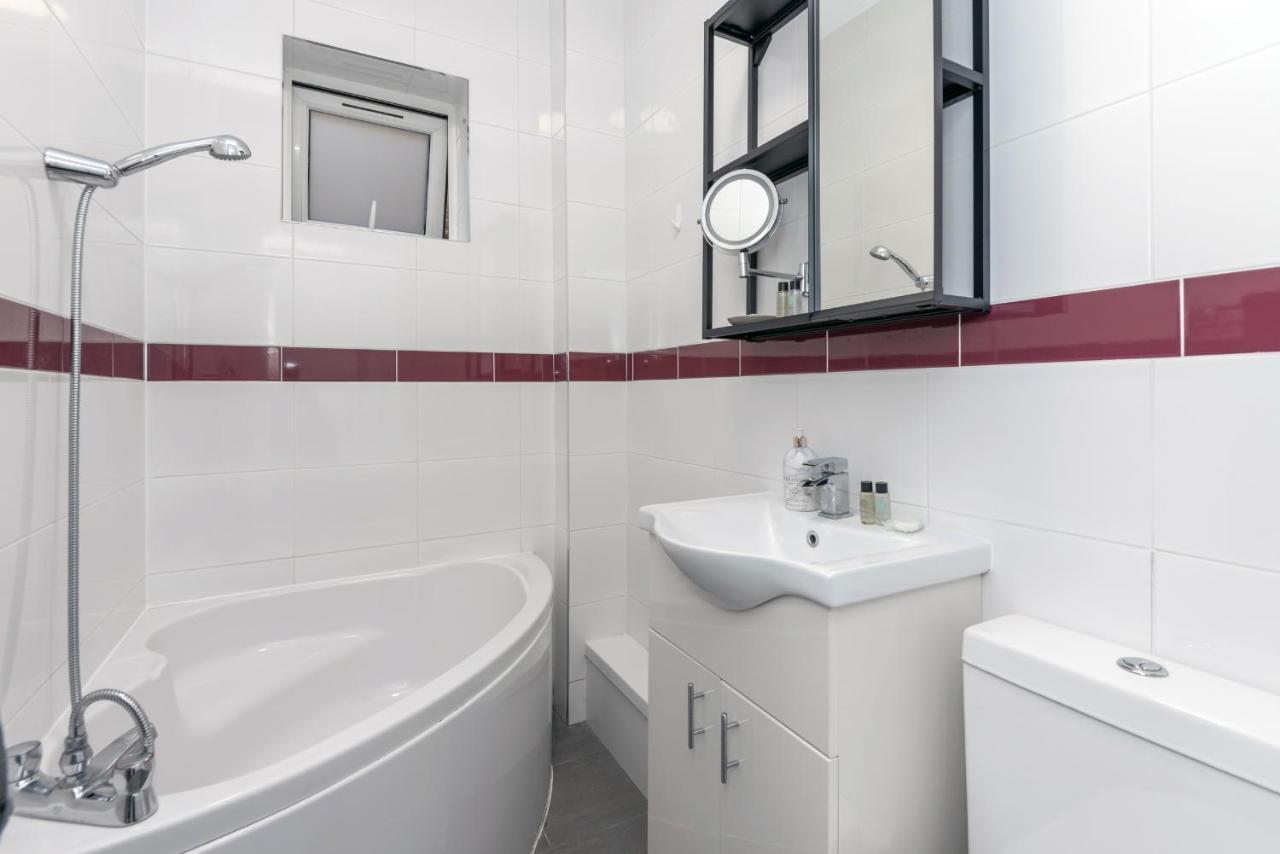 Taylor'S Apartment Wimbledon Лондон Экстерьер фото